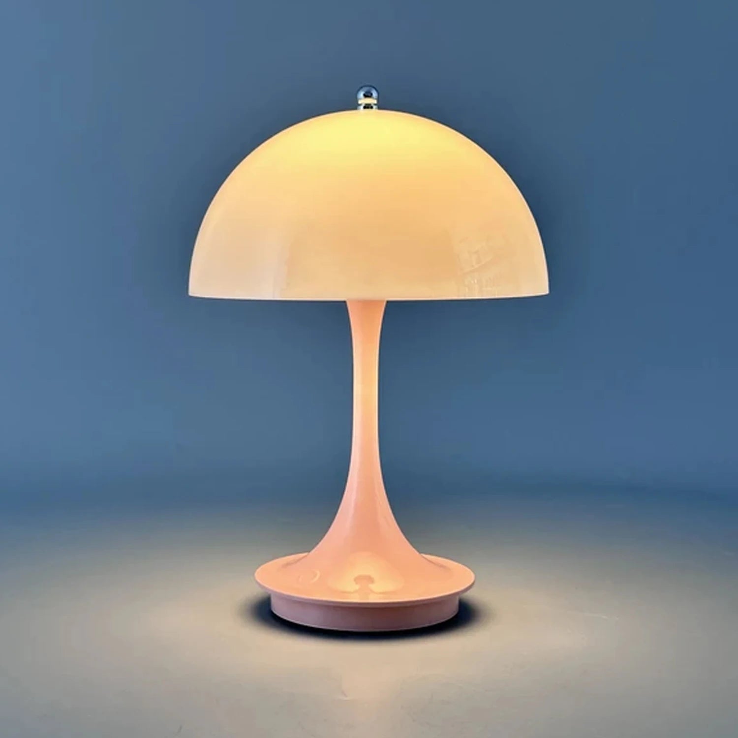Table Lamp LED Touch Sensor Desktop Night Light Rechargeable Wireless Reading Lamp for Restaurant Hotel Bar Bedroom Decor Light