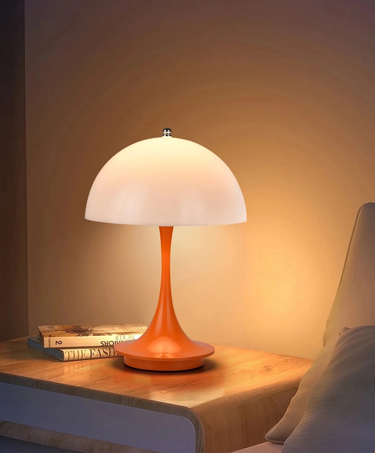 Table Lamp LED Touch Sensor Desktop Night Light Rechargeable Wireless Reading Lamp for Restaurant Hotel Bar Bedroom Decor Light