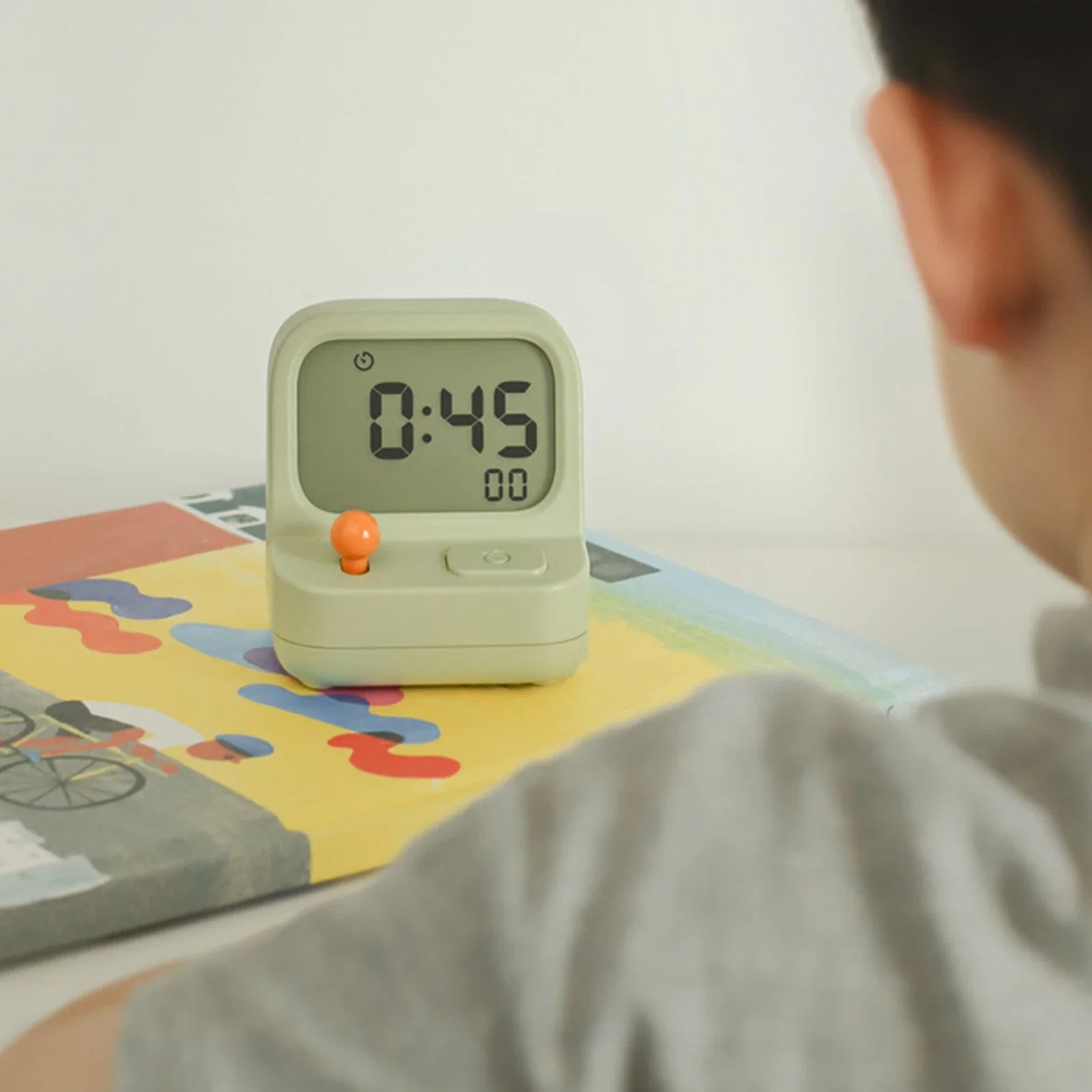 Alarm Clocks Snooze Digital Clock Novelty Silent Table Clock Cartoon Shaped Alarm Clocks Silent Non Ticking for Kids Desk Clock