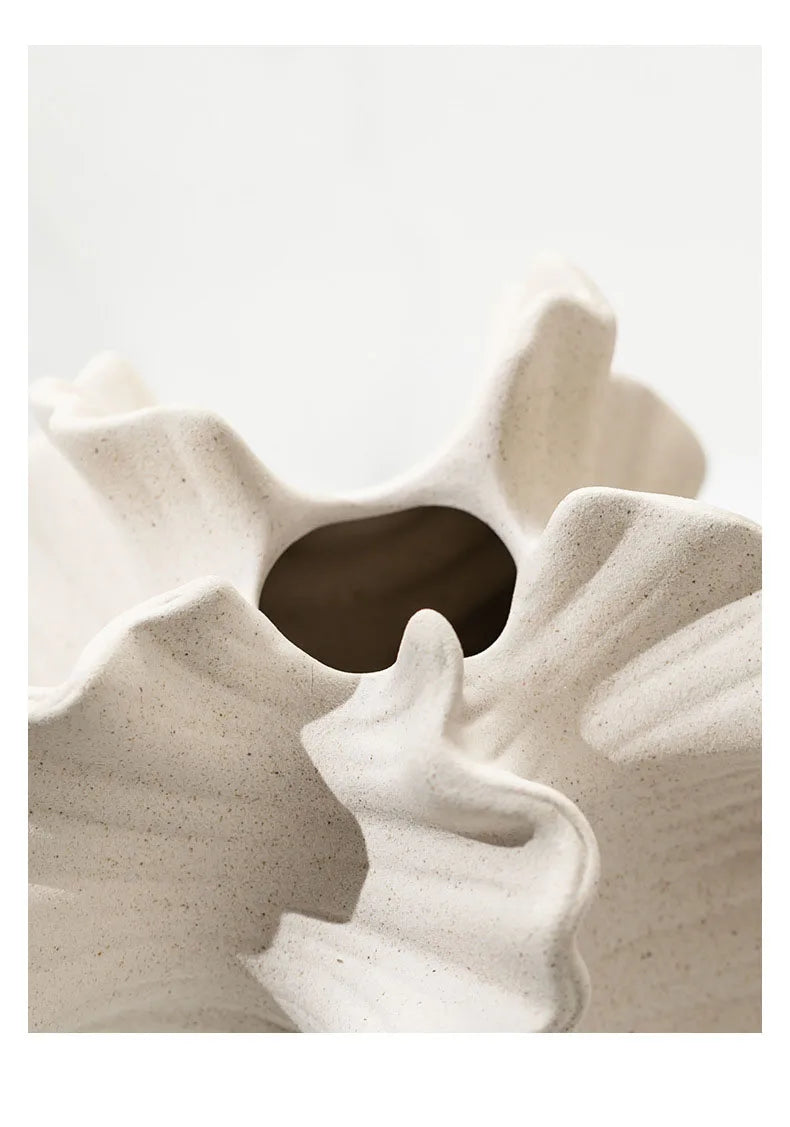 Creative Irregular Wrinkle Vase Abstract Crafts Ceramic Flower Pots Desk Decoration Porcelain Flowers Arrangement Floral Vases