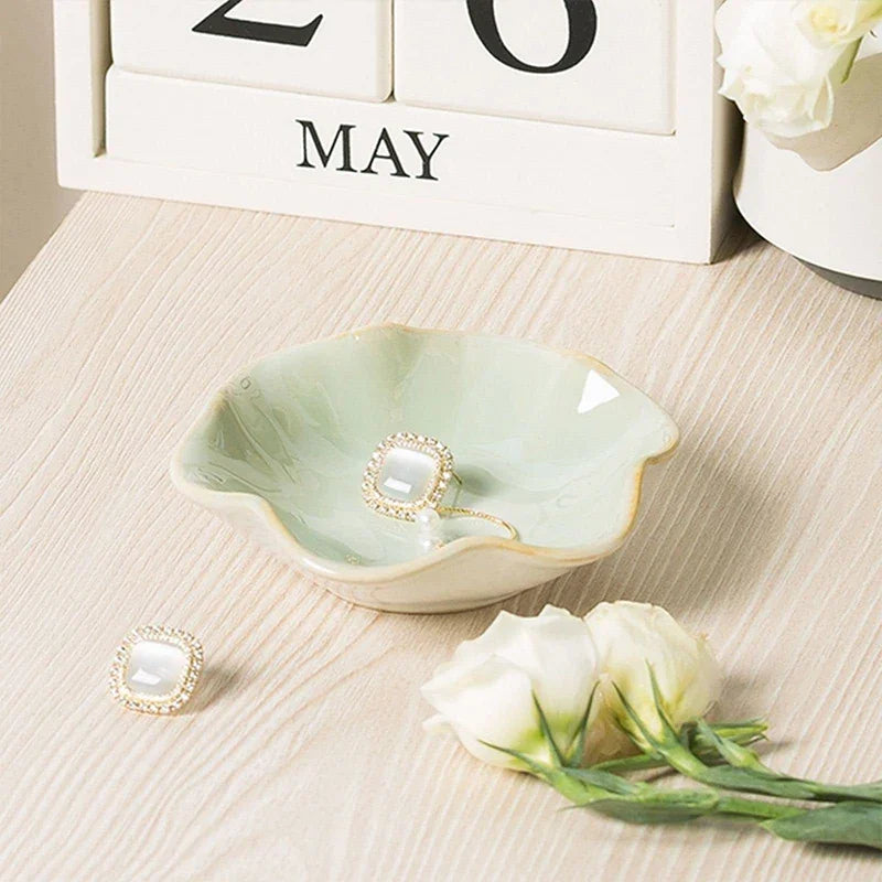 Lotus Ceramic Trays Green Creative Tray for Decoration Jewelry Plate Jewelry Organizer Containers Desktop Decor