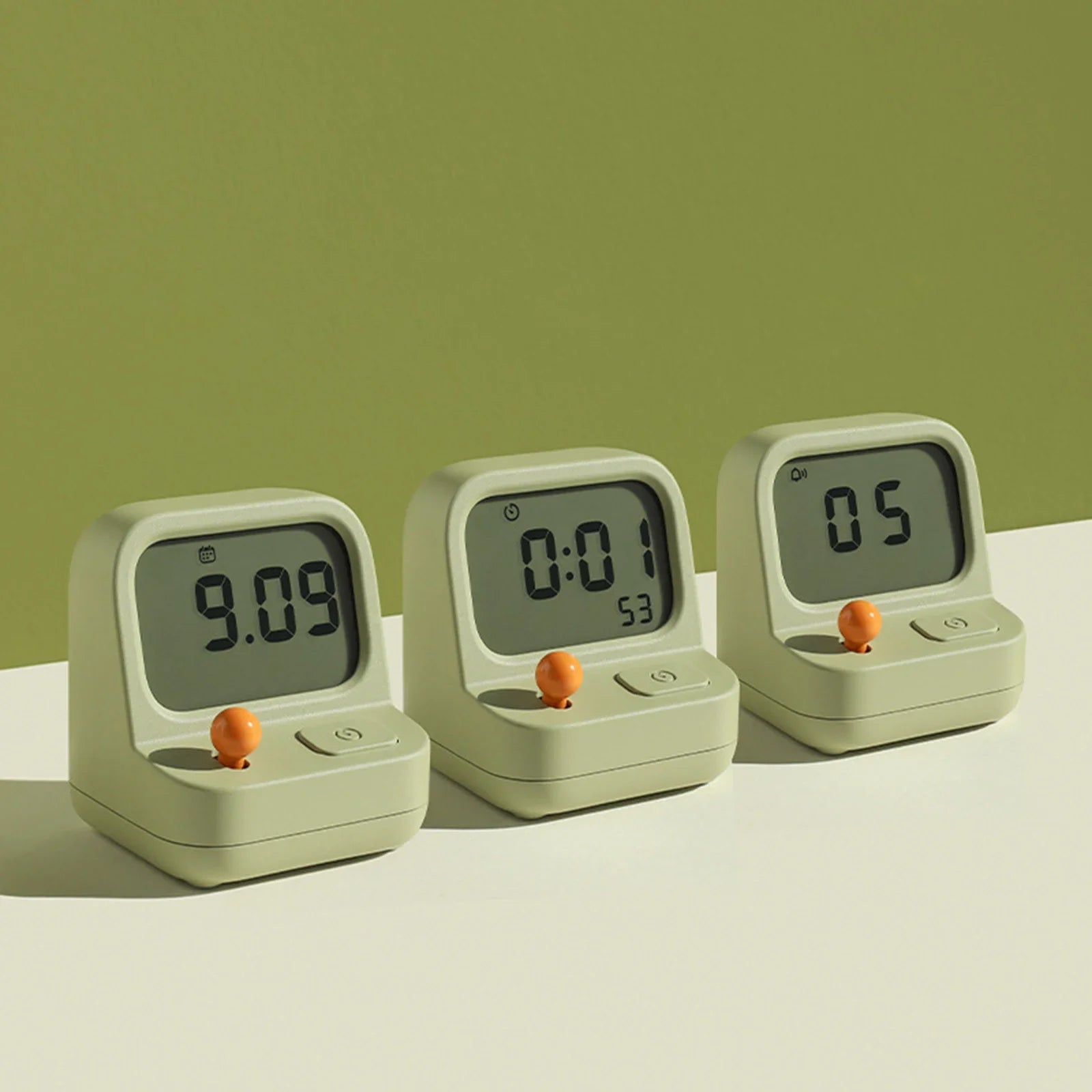 Alarm Clocks Snooze Digital Clock Novelty Silent Table Clock Cartoon Shaped Alarm Clocks Silent Non Ticking for Kids Desk Clock