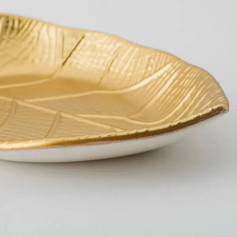 Nordic Decorative Tray Gold Leaf Shape Serving Tray Jewelry Pallet Fruit Snack Dish Table Decoration Storage Organizer