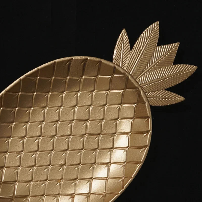 Nordic Decorative Tray Gold Leaf Shape Serving Tray Jewelry Pallet Fruit Snack Dish Table Decoration Storage Organizer